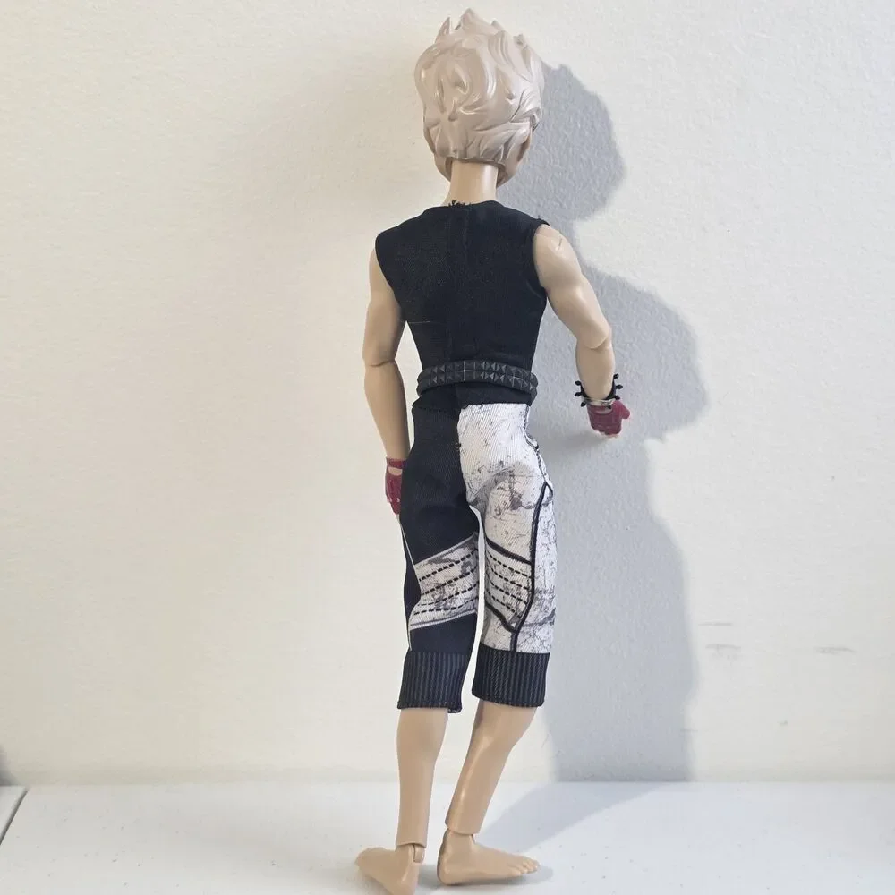 Disney Descendants Isle of the Lost Carlos De Vil Fashion Doll Clothes No Boots